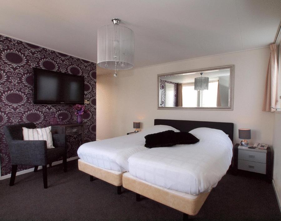 Hotel Van Dijk Кампен Екстериор снимка
